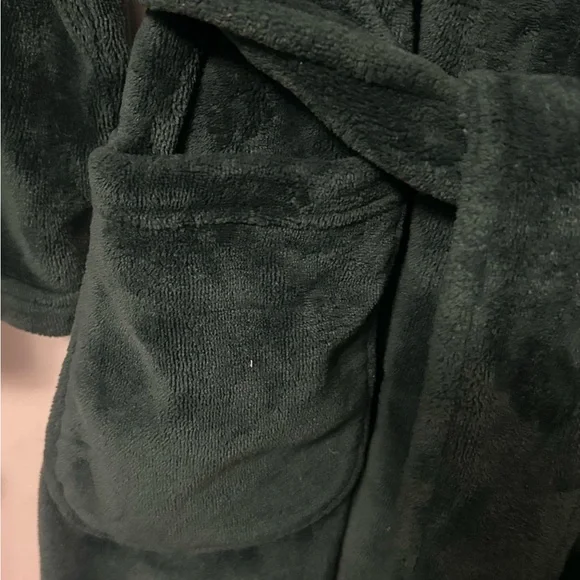 Victoria's Secret Plush Velvet Robe in Deep Green - Picture 5 of 5